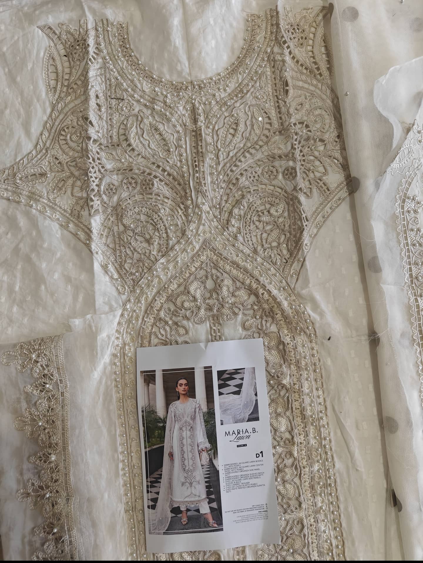 Open Open Pic/Sale‼️Maria B Eid Lawn 26/Vol 2/D-01/Off White