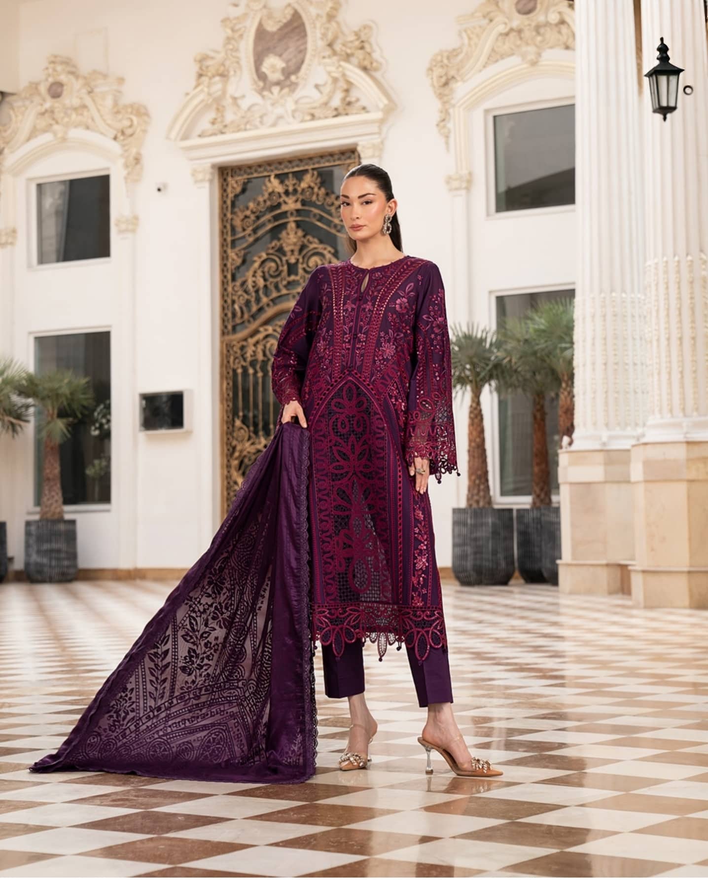 img_maria_b_luxury_lawn_awwal_boutique