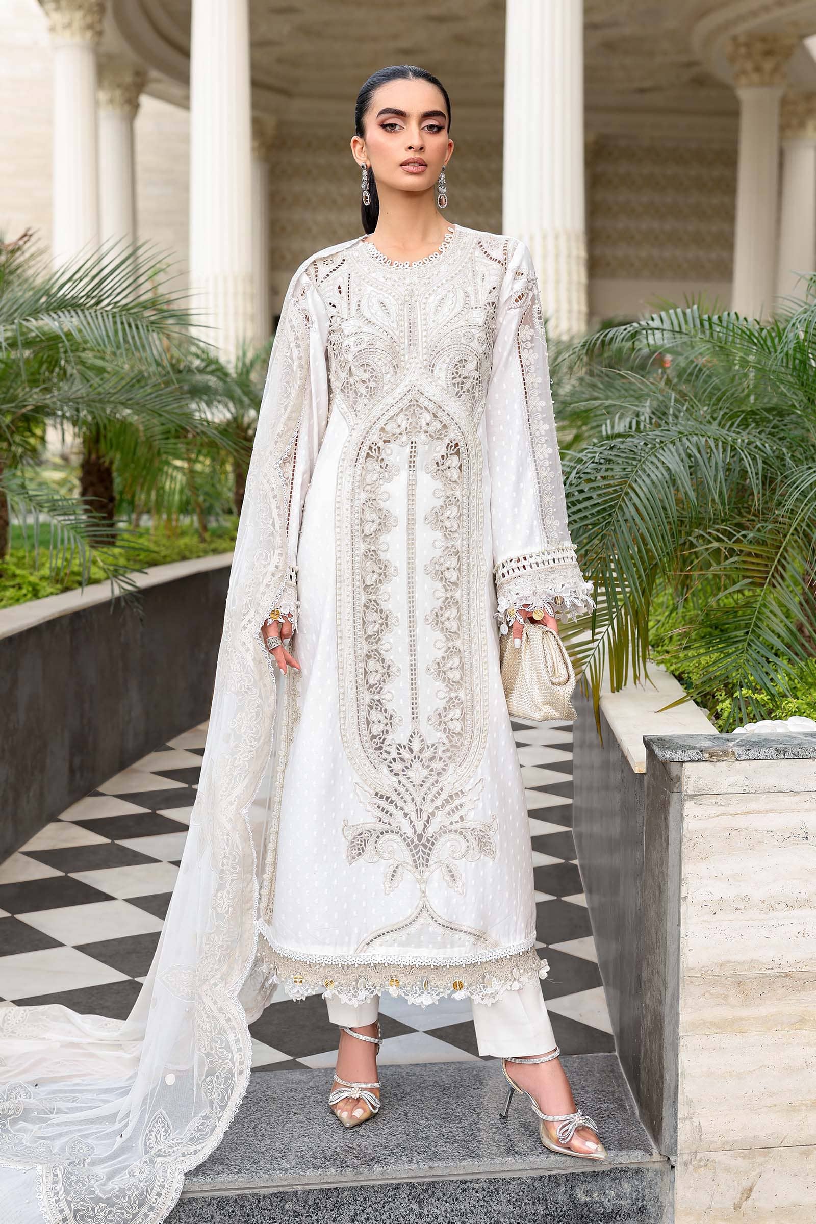 img_maria_b_eid_lawn_26_awwal_boutique