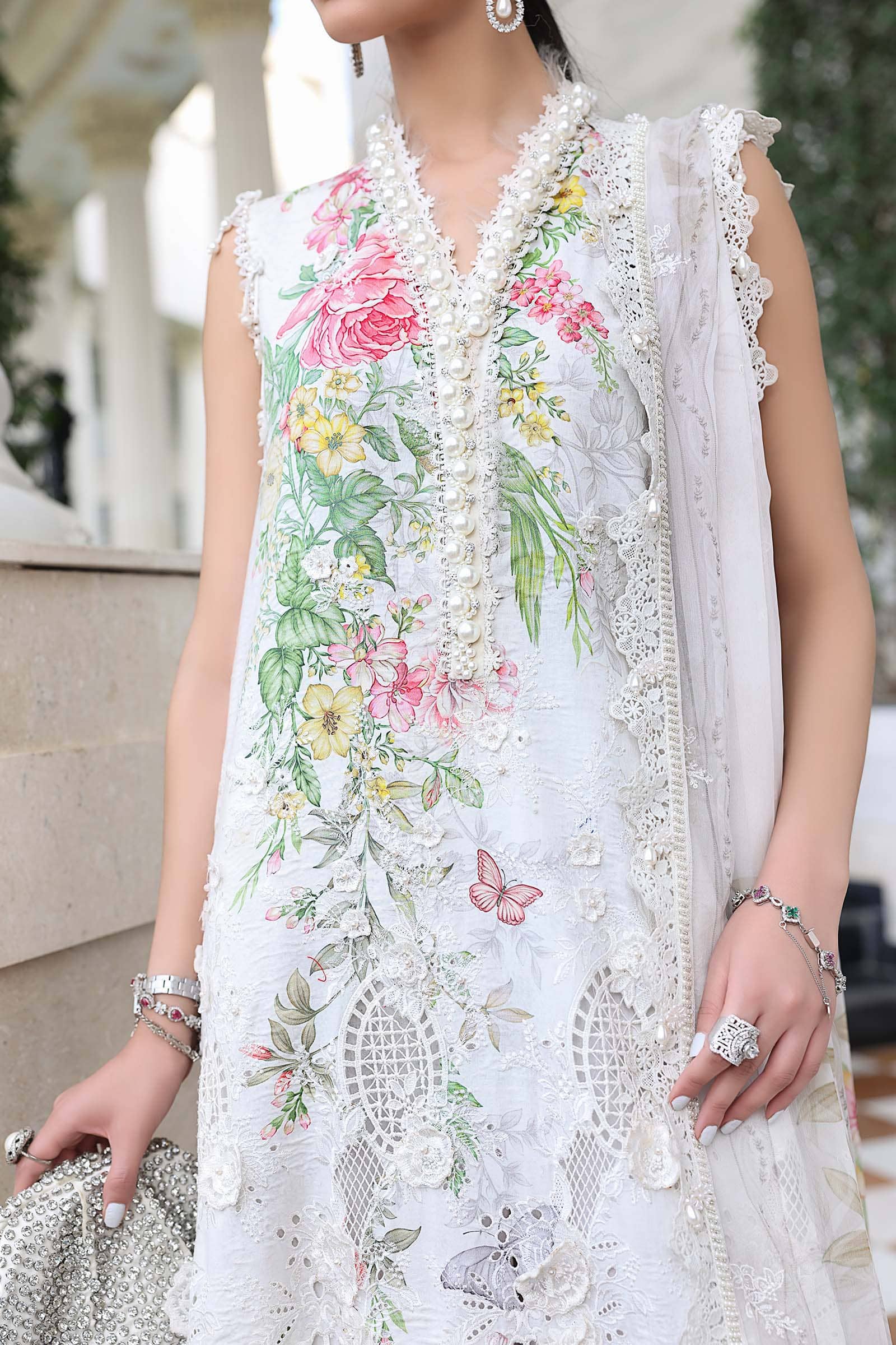 img_maria_b_eid_lawn_26_awwal_boutique
