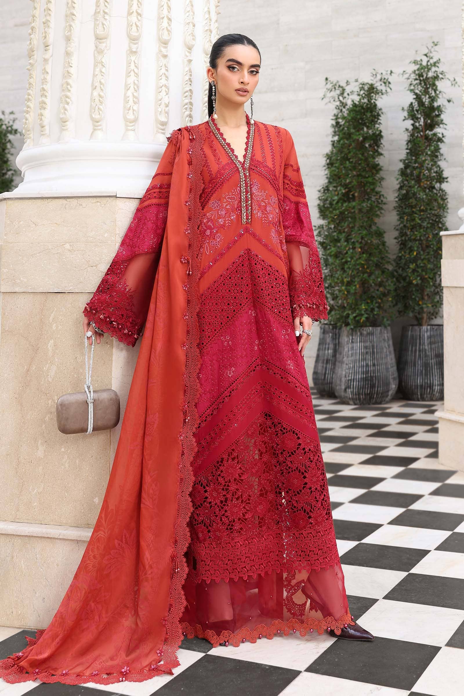 img_maria_b_eid_lawn_26_awwal_boutique