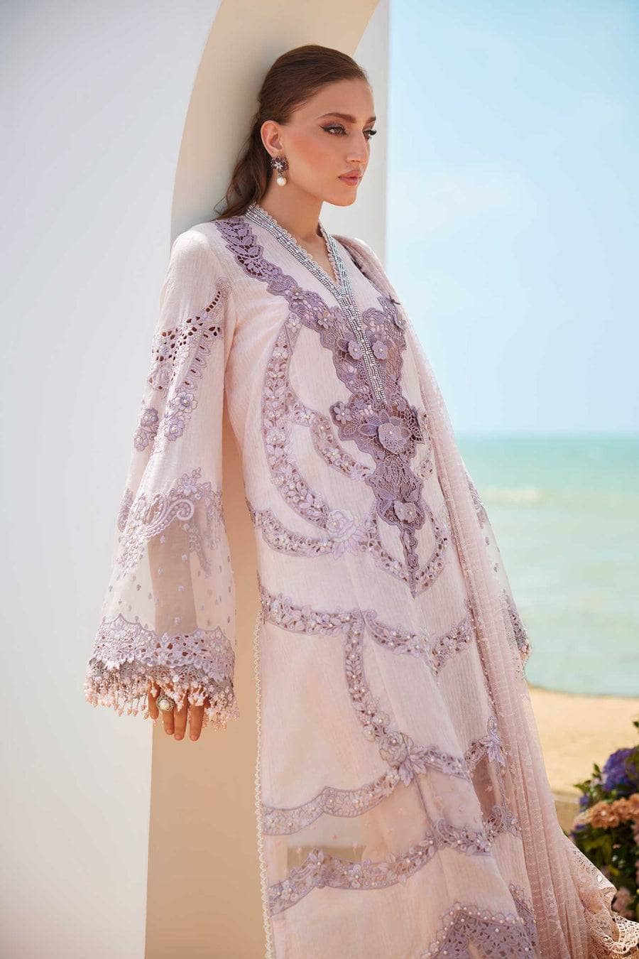 img_maria_b_awwal_boutique