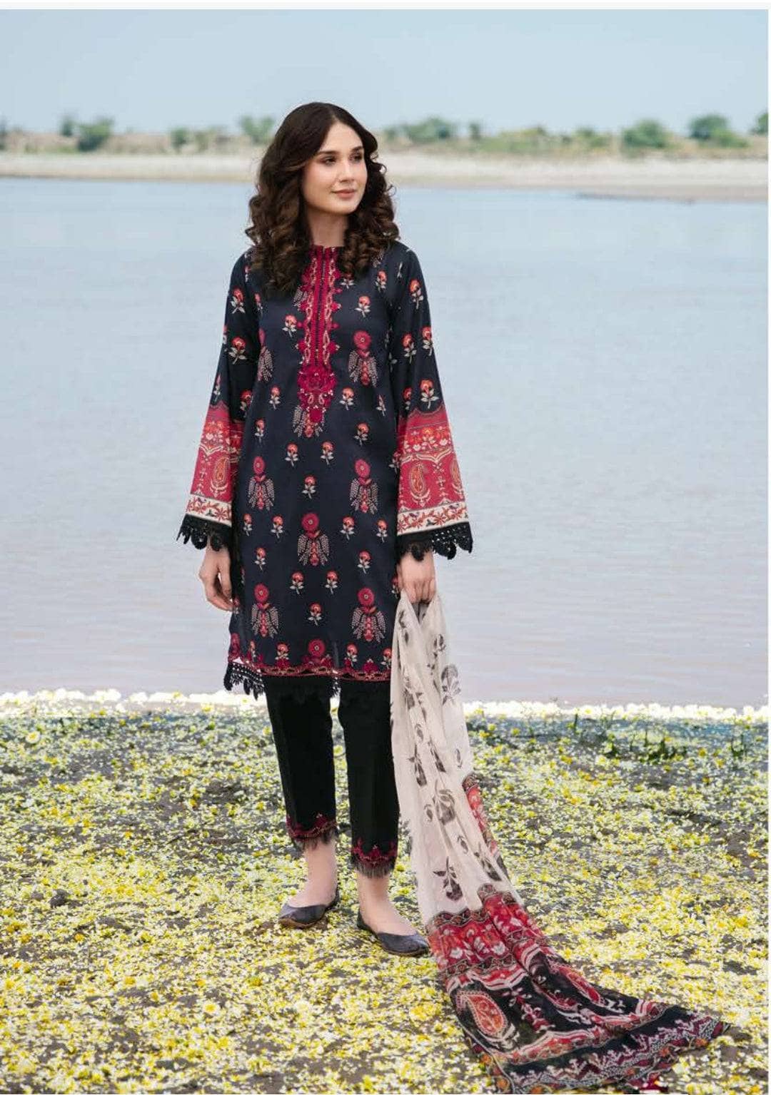 img_maria_b_m_basics_vol2_awwal_boutique