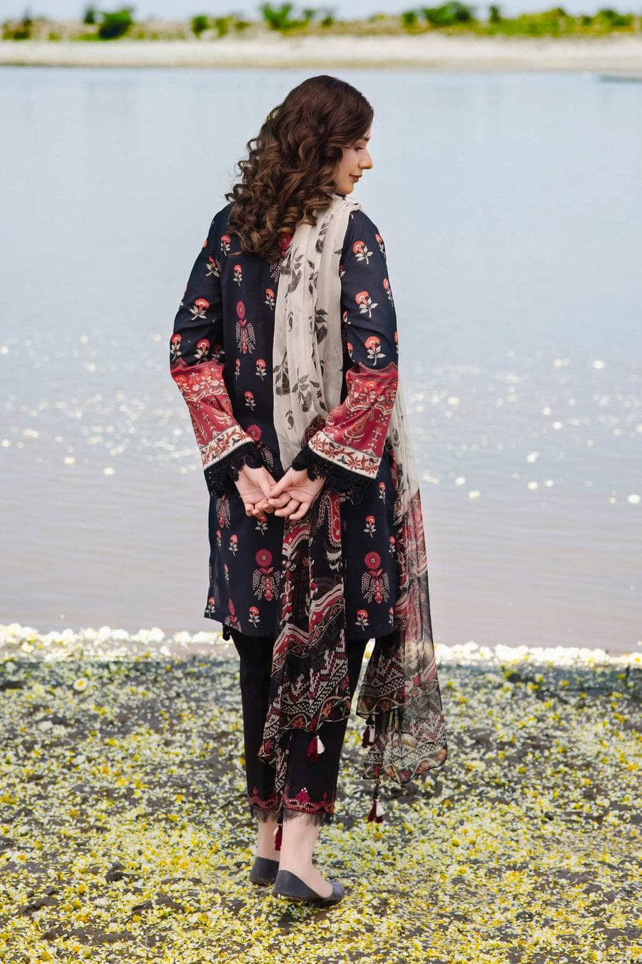 img_maria_b_m_basics_vol2_awwal_boutique