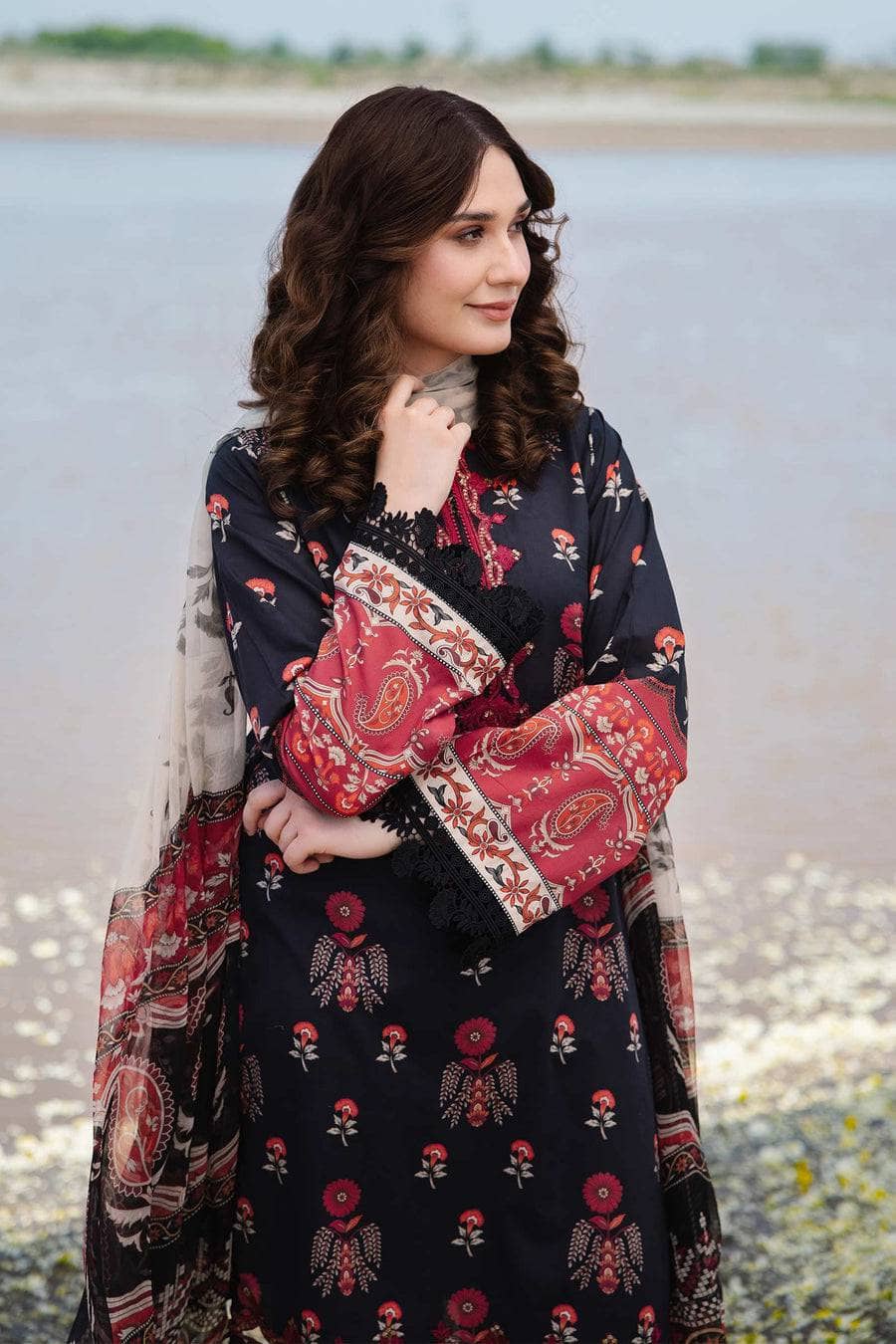 img_maria_b_m_basics_vol2_awwal_boutique