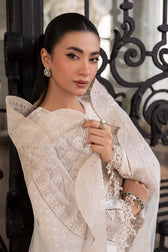 Monsoon Flash Sale🌧️‼️Maria B Luxury Lawn 26/Vol 2/D-01/Off White