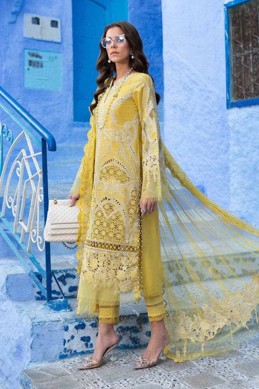 img_maria_b_lawn_awwal_boutique