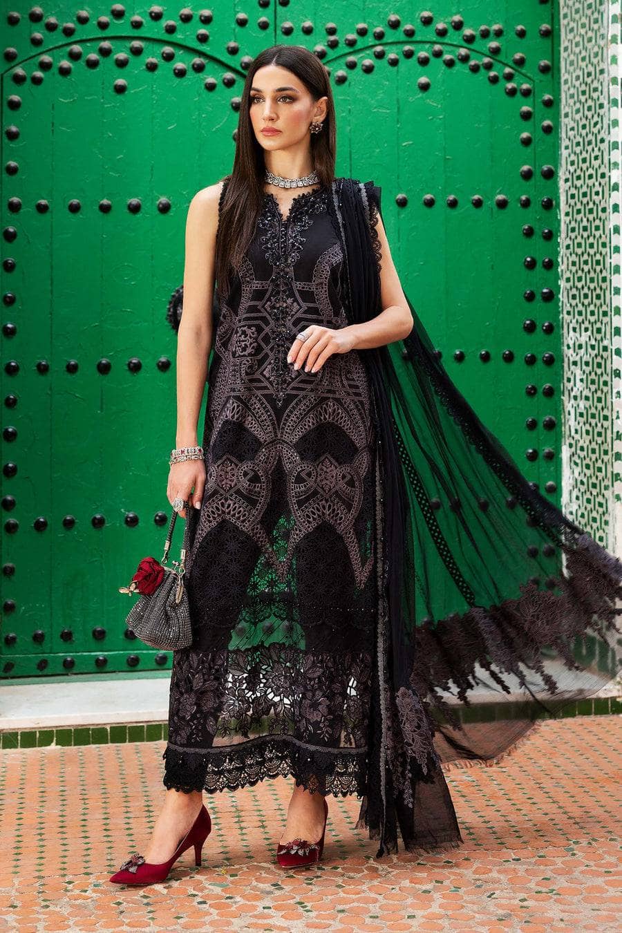 Maria B Lawn Pakistani Suit Restocked/Maria B Luxury Lawn 25/12B/Black