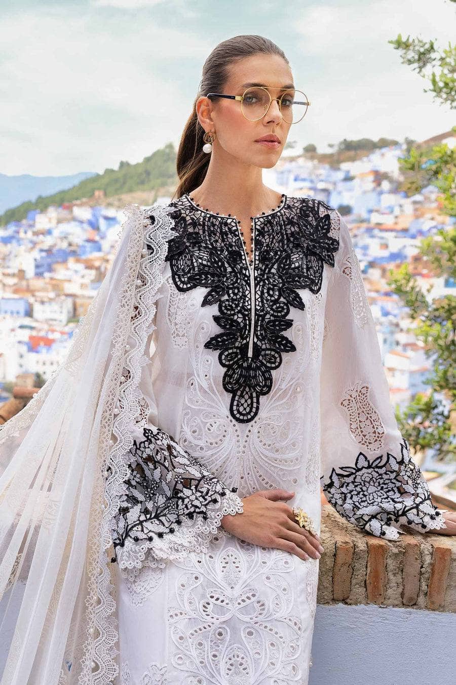 img_maria_b_luxury_lawn_awwal_boutique