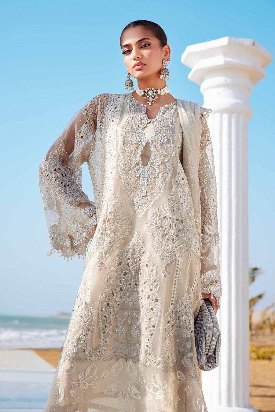 img_maria_b_awwal_boutique