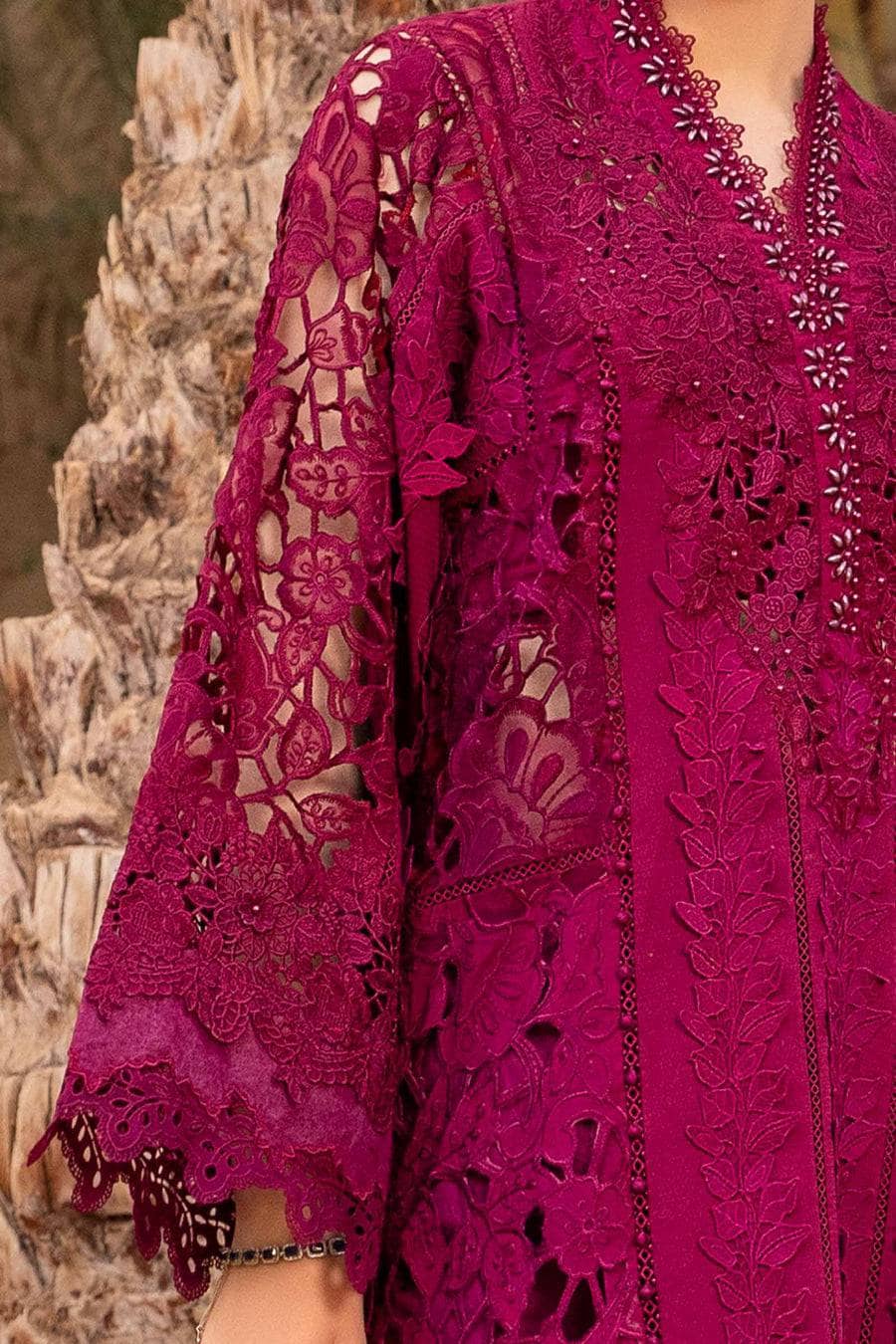 img_maria_b_lawn_24_awwal_boutique