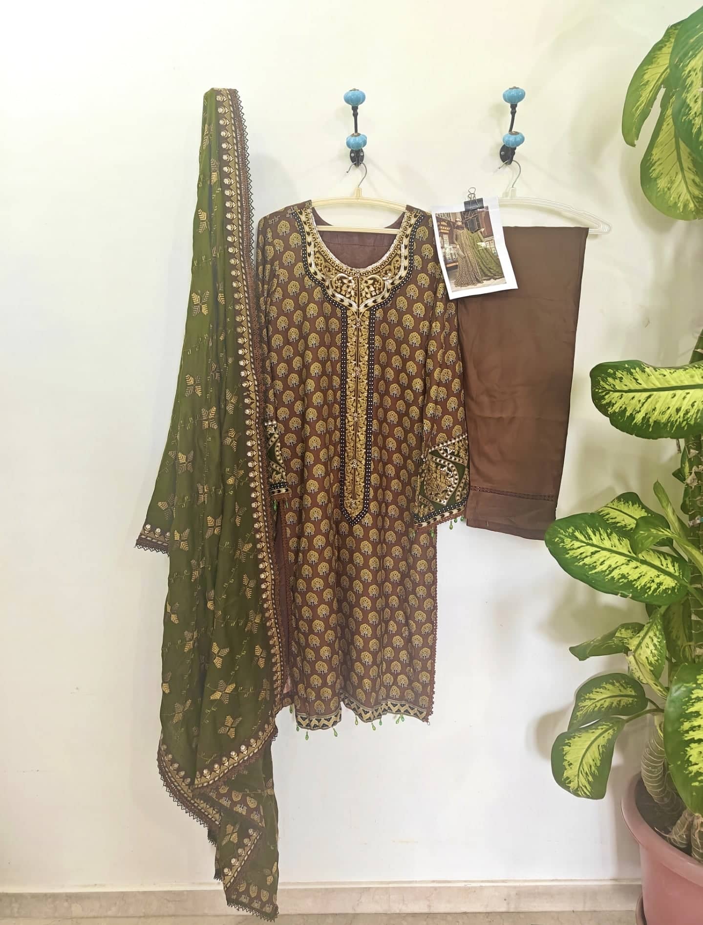 Maria B Lienn Winter Pakistani Suit Stitched/Maria B Linen/Large/Maria B Linen/DL-912-Brown