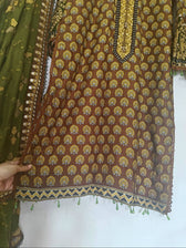 Maria B Lienn Winter Pakistani Suit Stitched/Maria B Linen/Large/Maria B Linen/DL-912-Brown