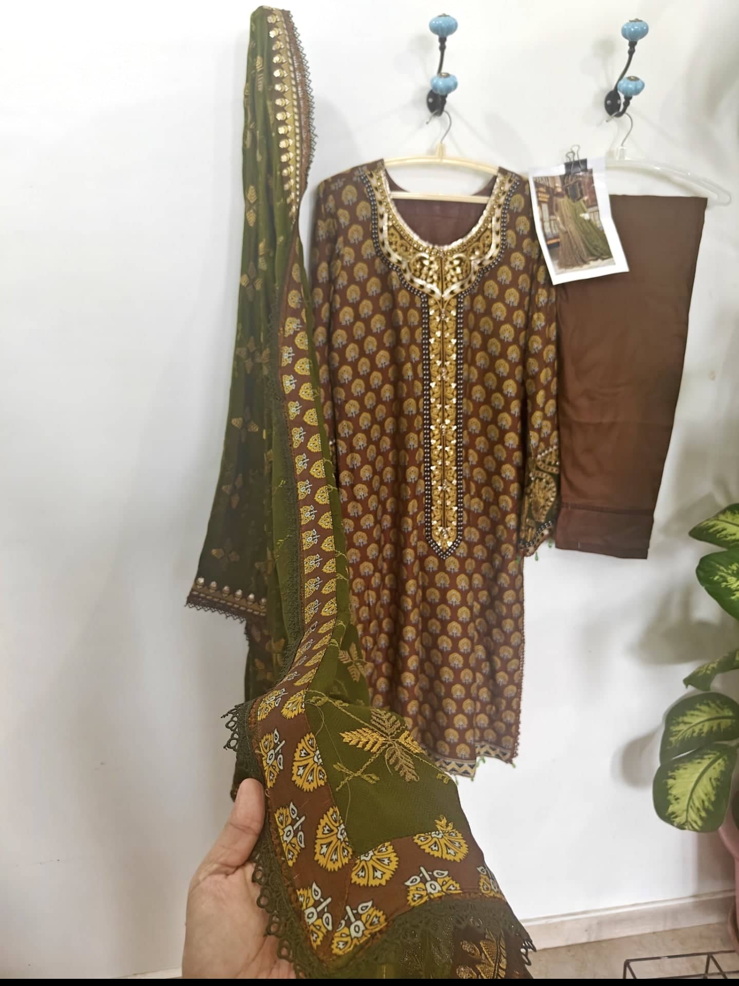 Maria B Lienn Winter Pakistani Suit Stitched/Maria B Linen/Large/Maria B Linen/DL-912-Brown