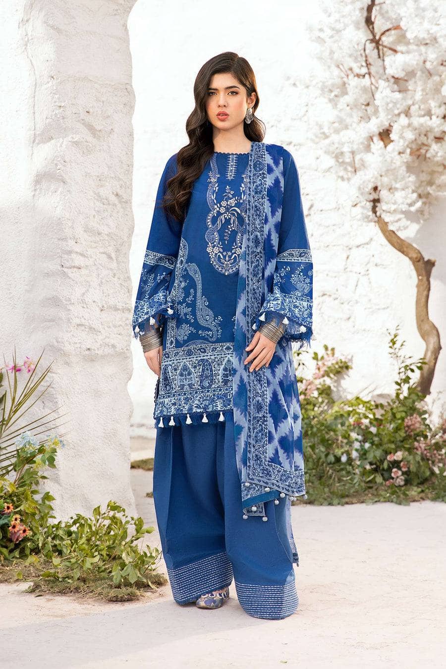img_maria_b_m_basics_awwal_boutique
