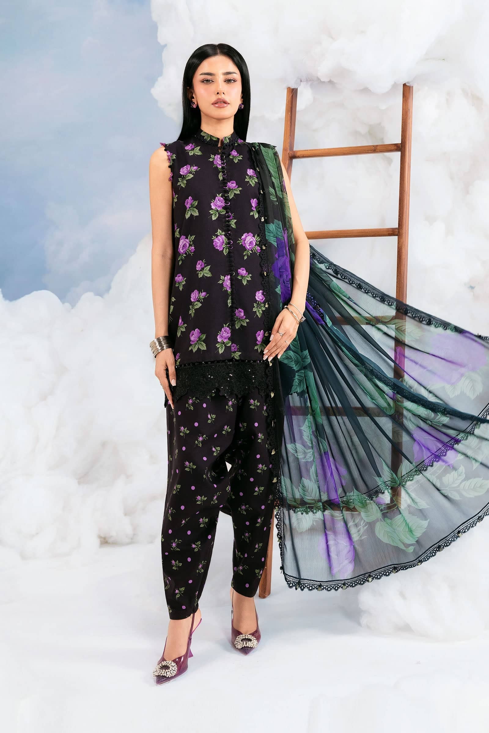 img_maria_b_lawn_awwal_boutique