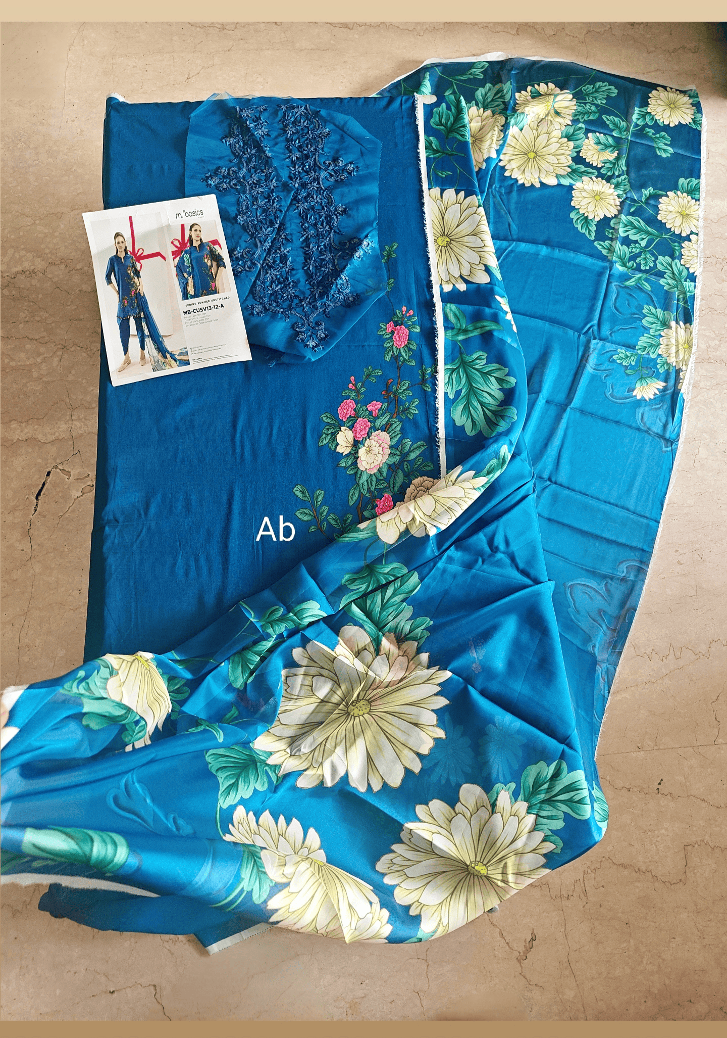 img_maria_b_m_basic_lawn_awwal_boutique