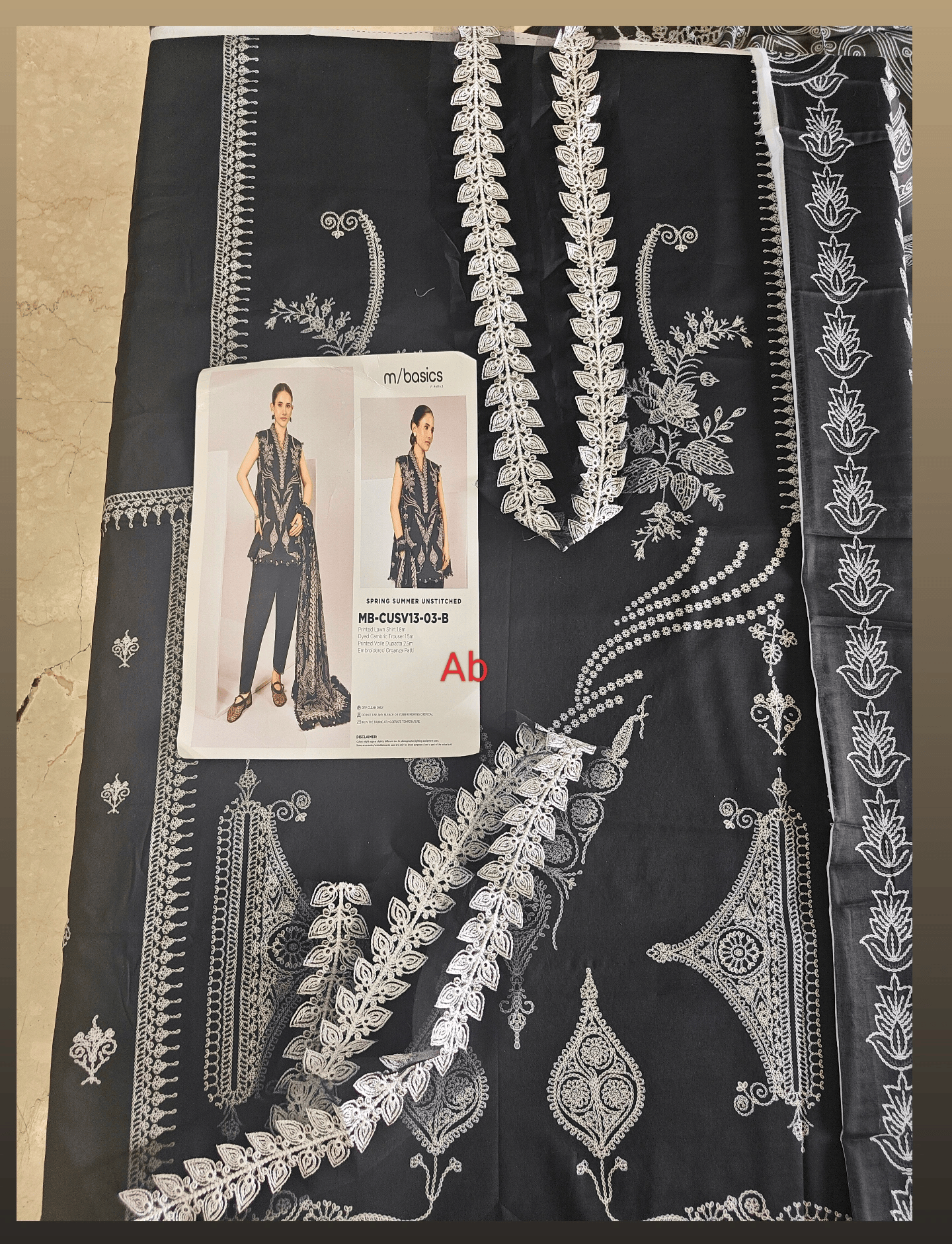 img_maria_b_m_basics_awwal_boutique