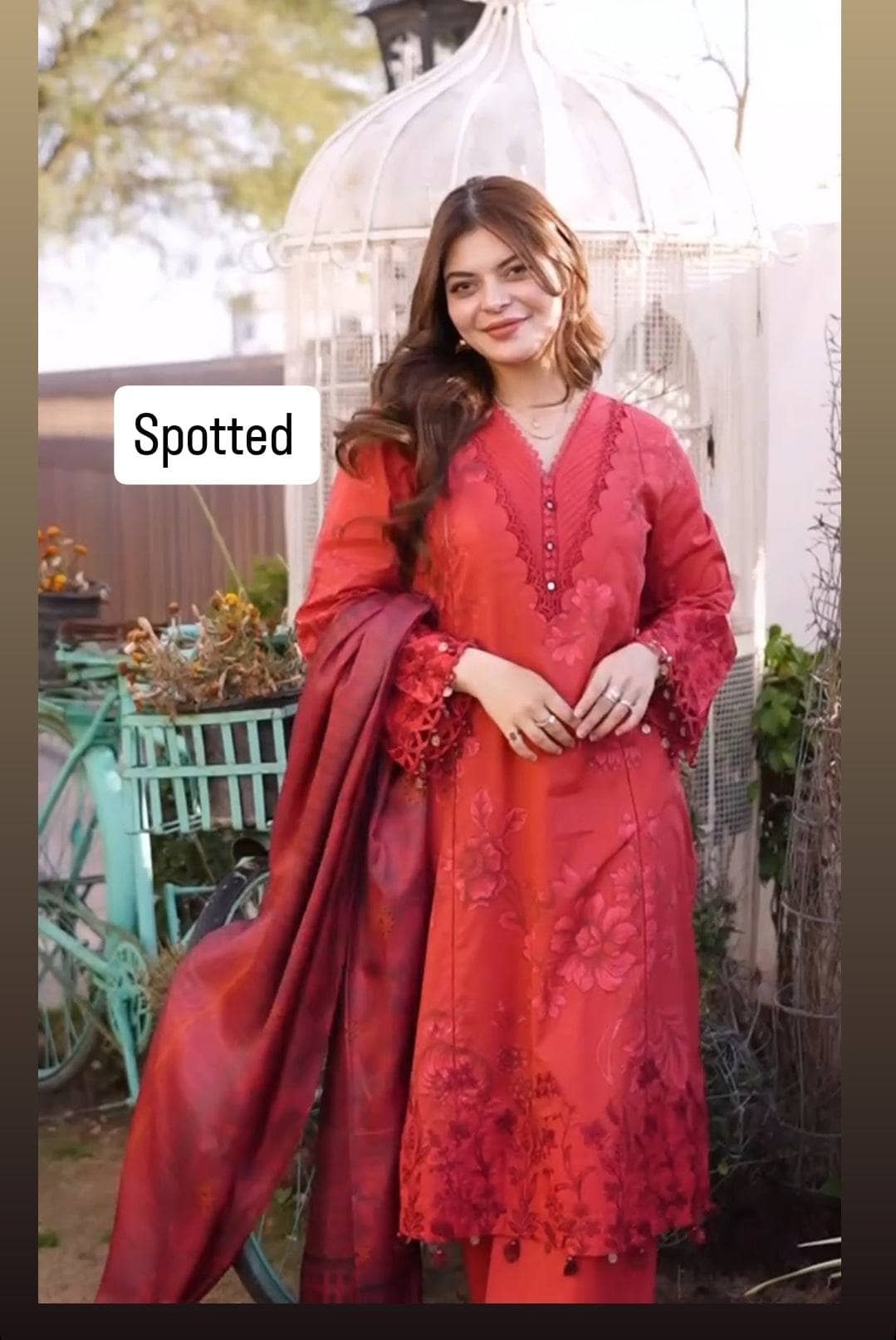 img_maria_b_m_basics_lawn_25_awwal_boutique