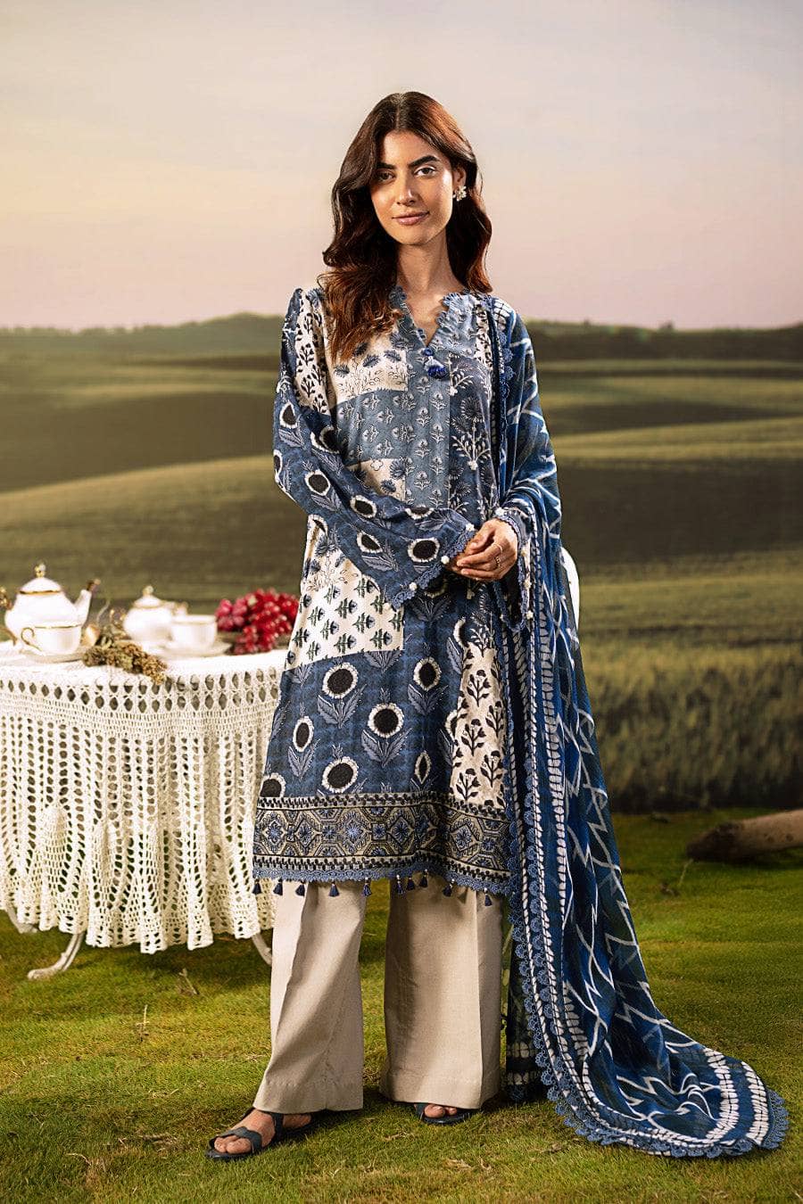 img_maria_b_sateen_awwal_boutique