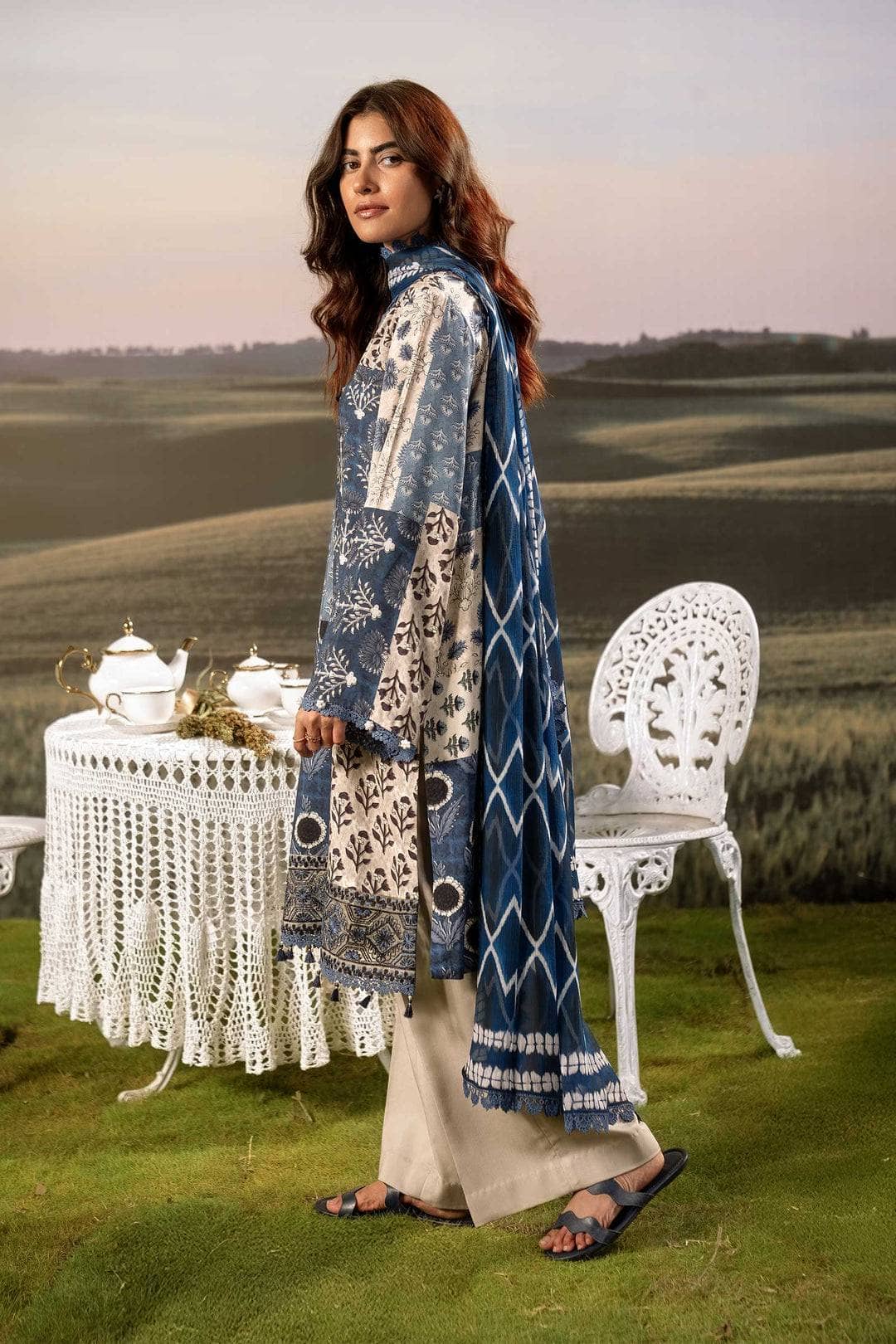 Maria B M Basics 25/Embroidered Arabic Lawn Suit | MB-PFUS25-02A