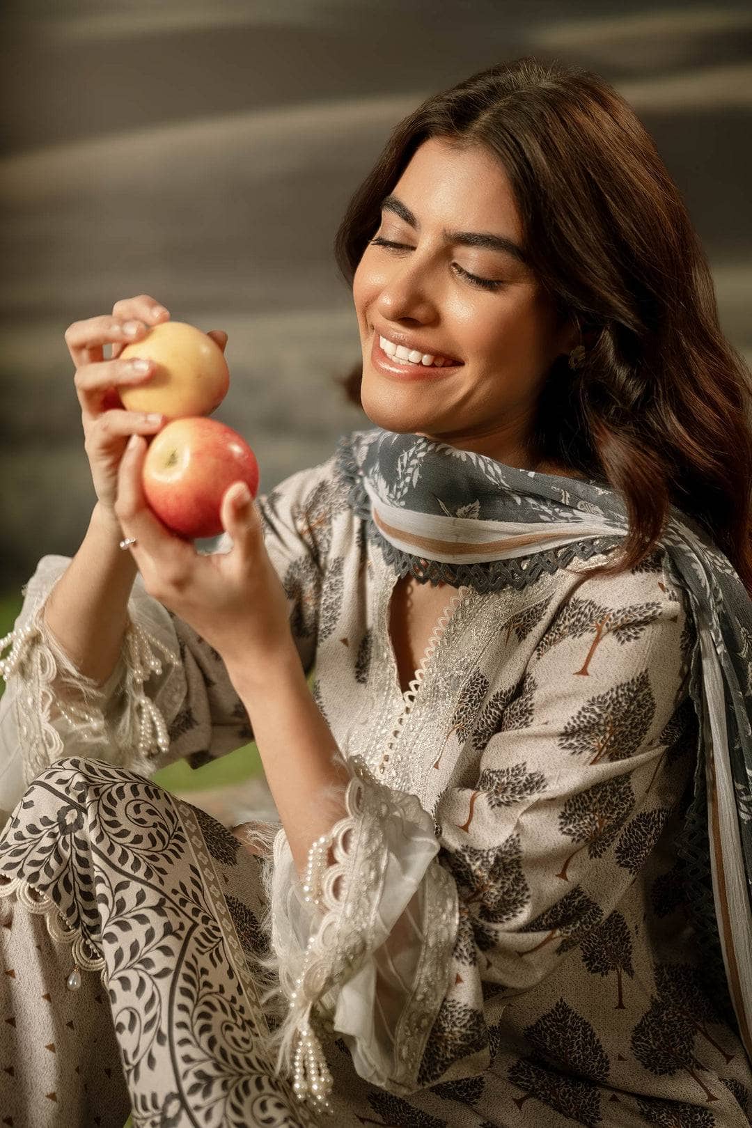 Maria B M Basics 25/Fall-Winter/Embroidered Arabic Lawn Suit | MB-PFUS25-03A/Beige