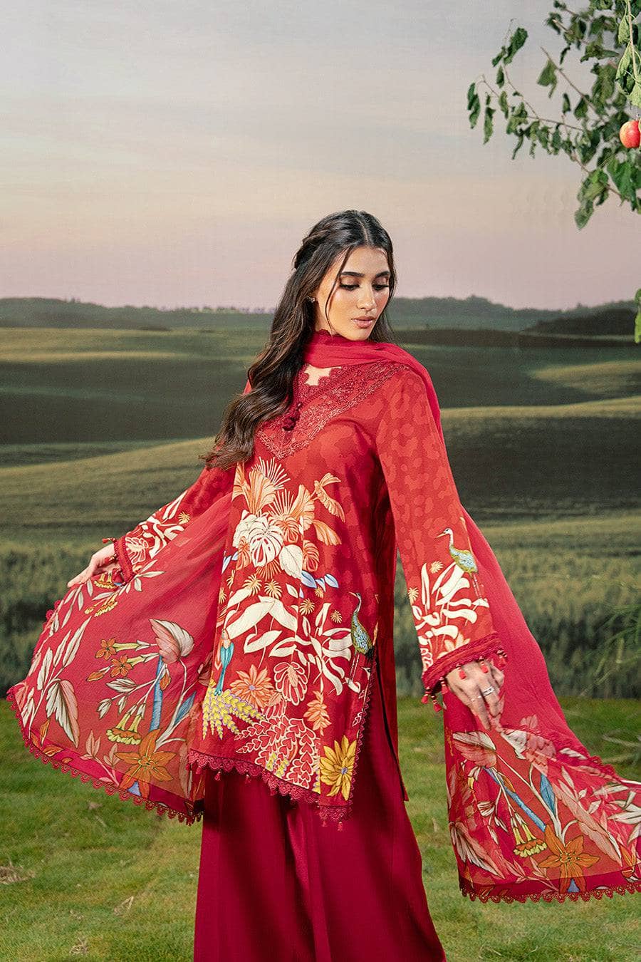 img_maria_b_m_basics_awwal_boutique