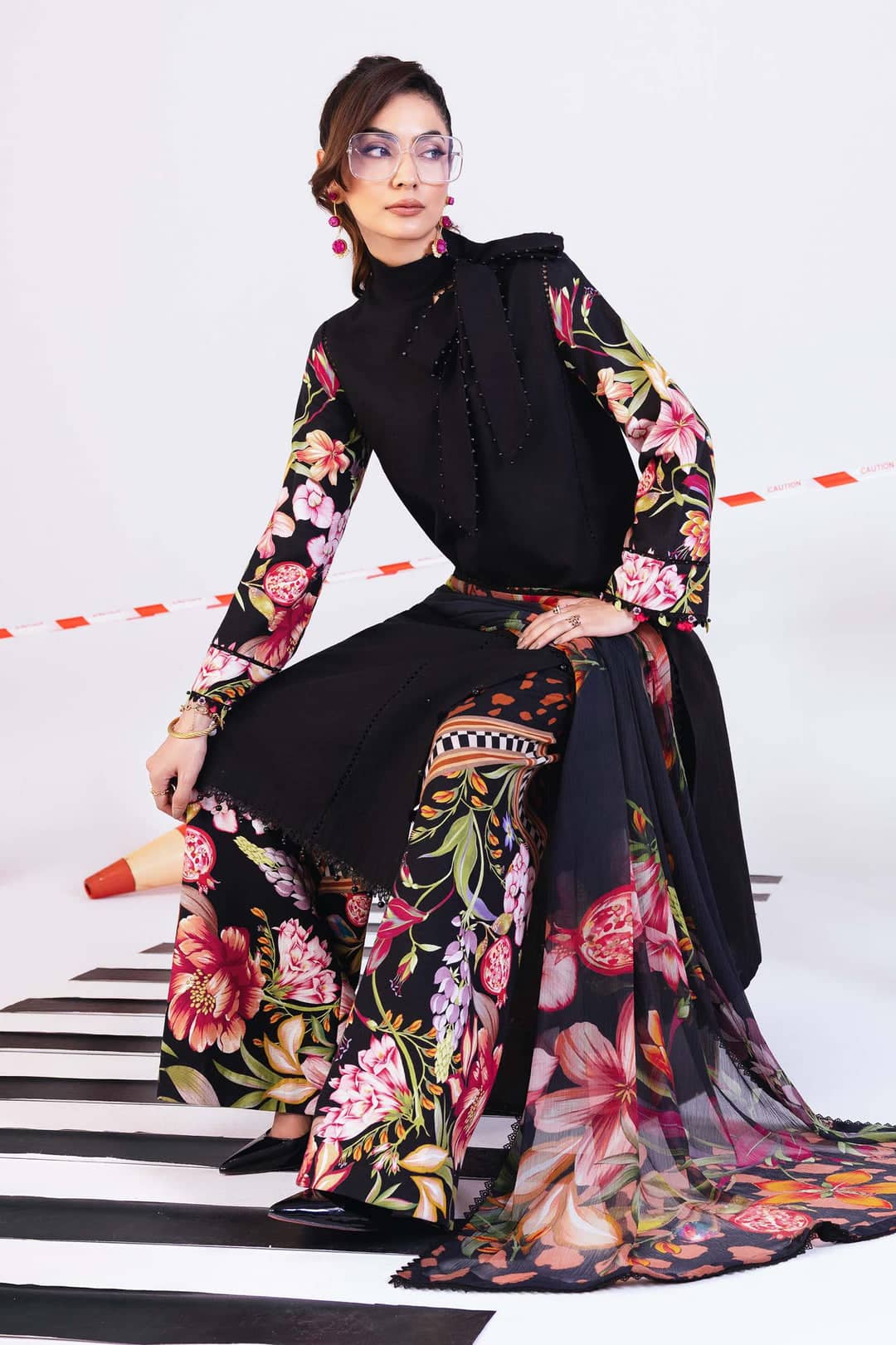 Maria B M Basics Winter Pakistani Suits Maria B M Basics Winter/Vol 2/Slub Khaddar/1B/Black