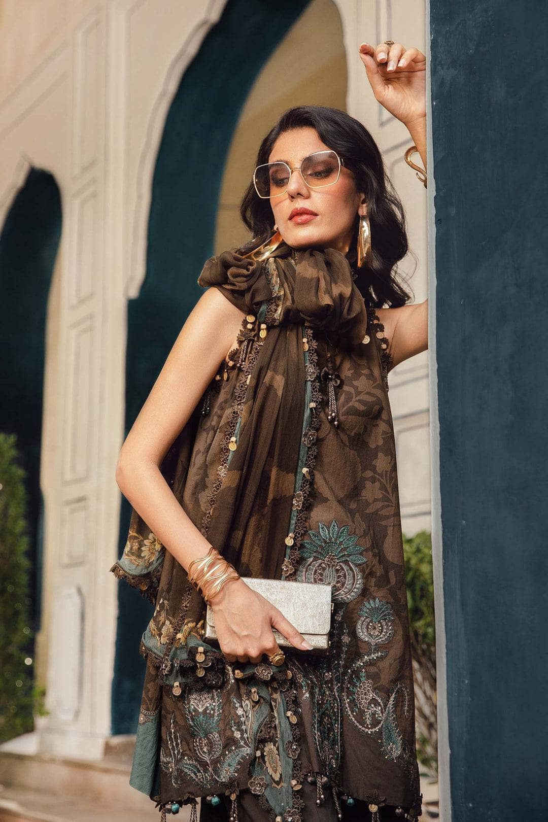 Maria B M Prints 25/Fall Edit/4A/Brown