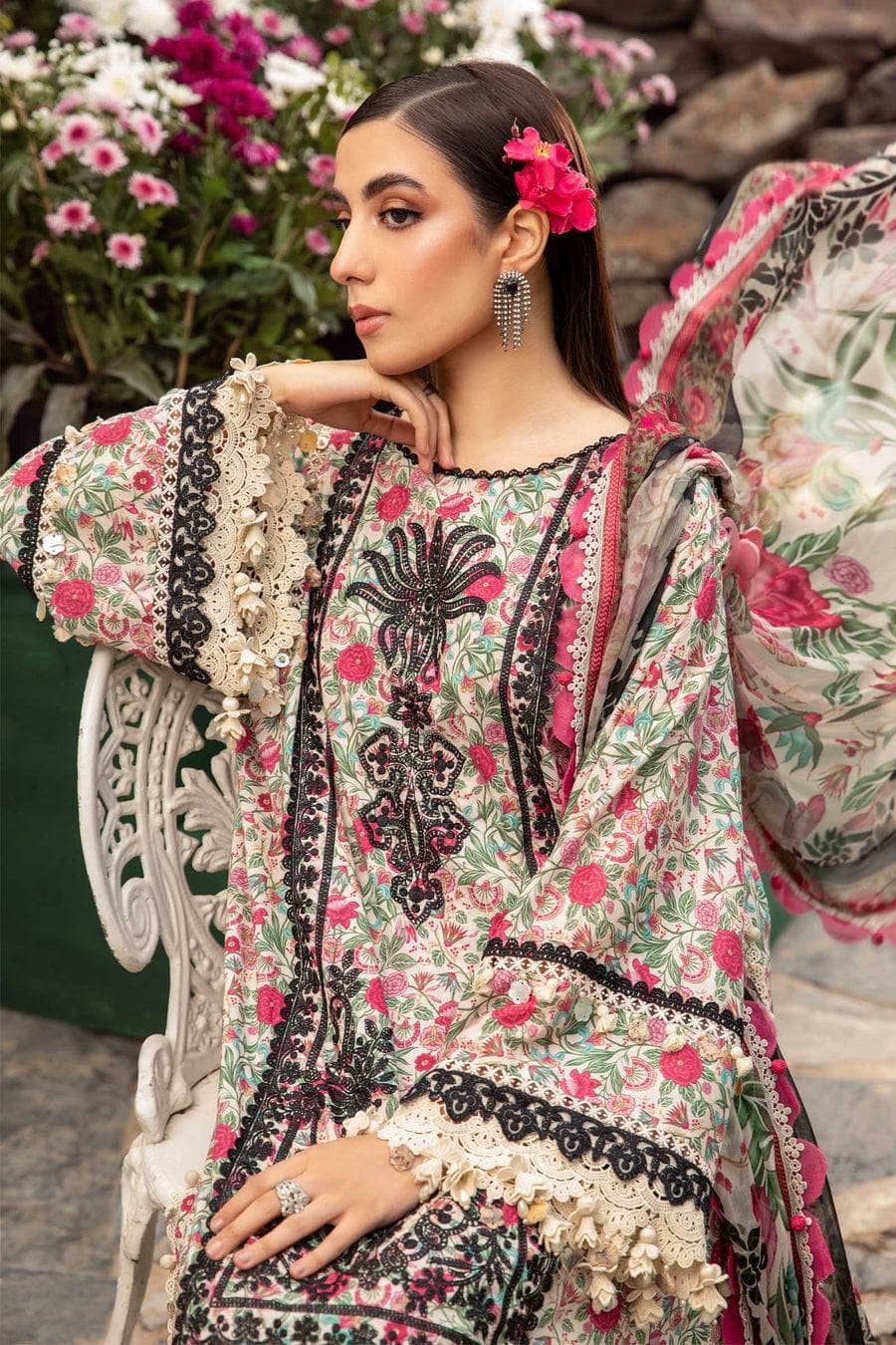img_maria_b_m_prints_24_awwal_boutique