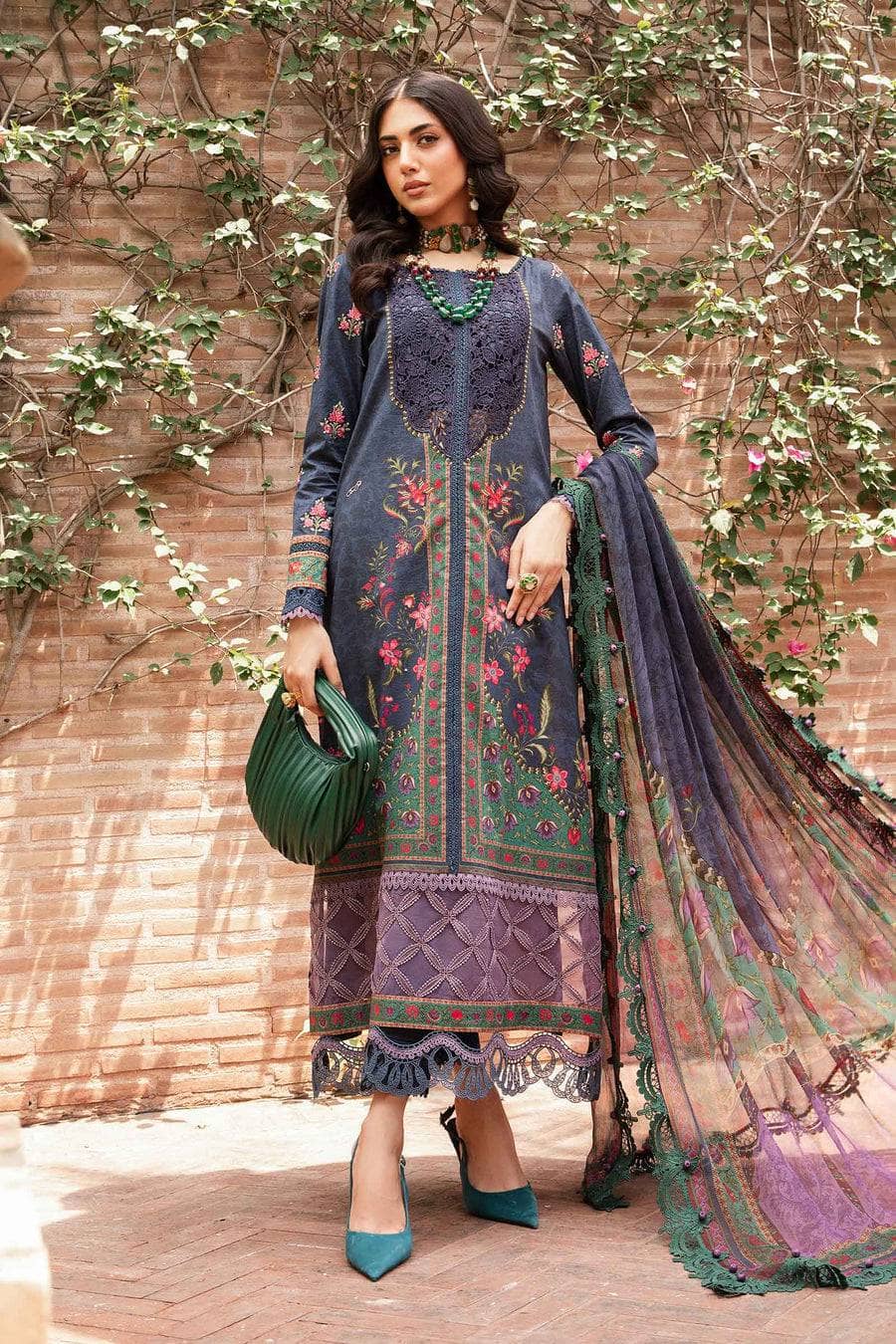 img_maria_b_m_prints_24_awwal_boutique