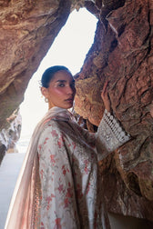 img_afrozeh_lawn_awwal_boutique