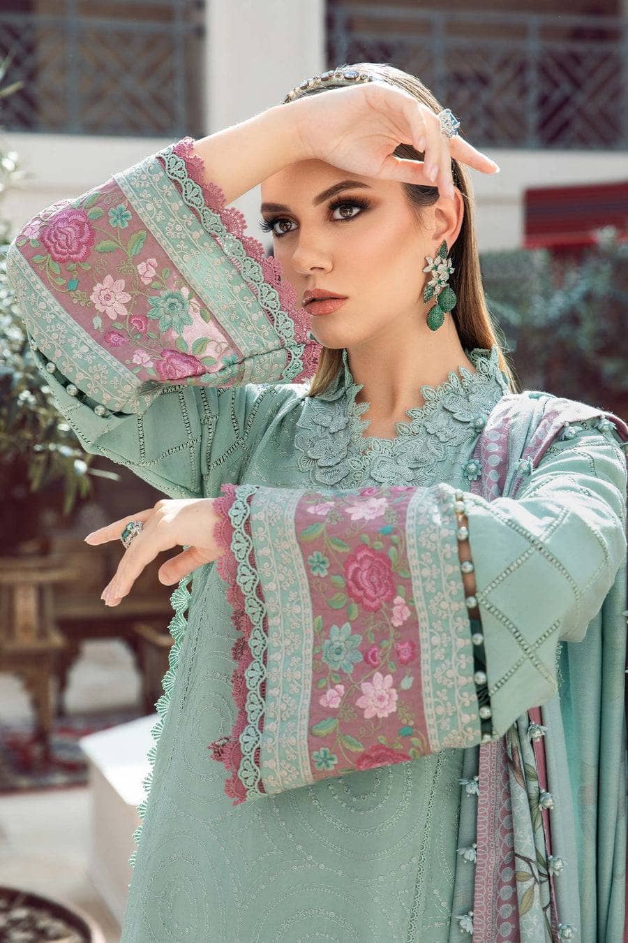 img_maria_b_m_prints_vol2_23_awwal_boutique