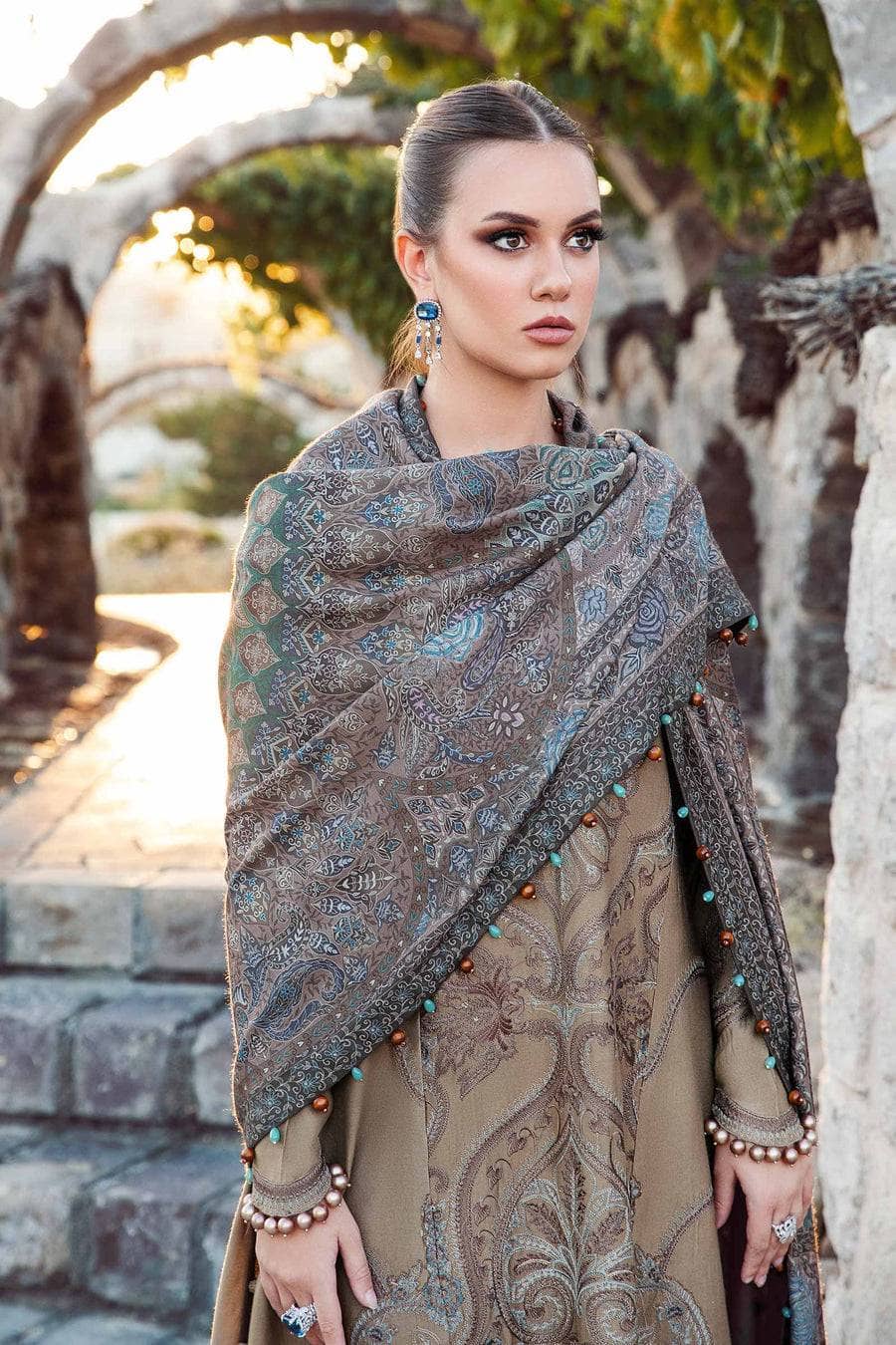 img_maria_b_m_prints_vol2_23_awwal_boutique