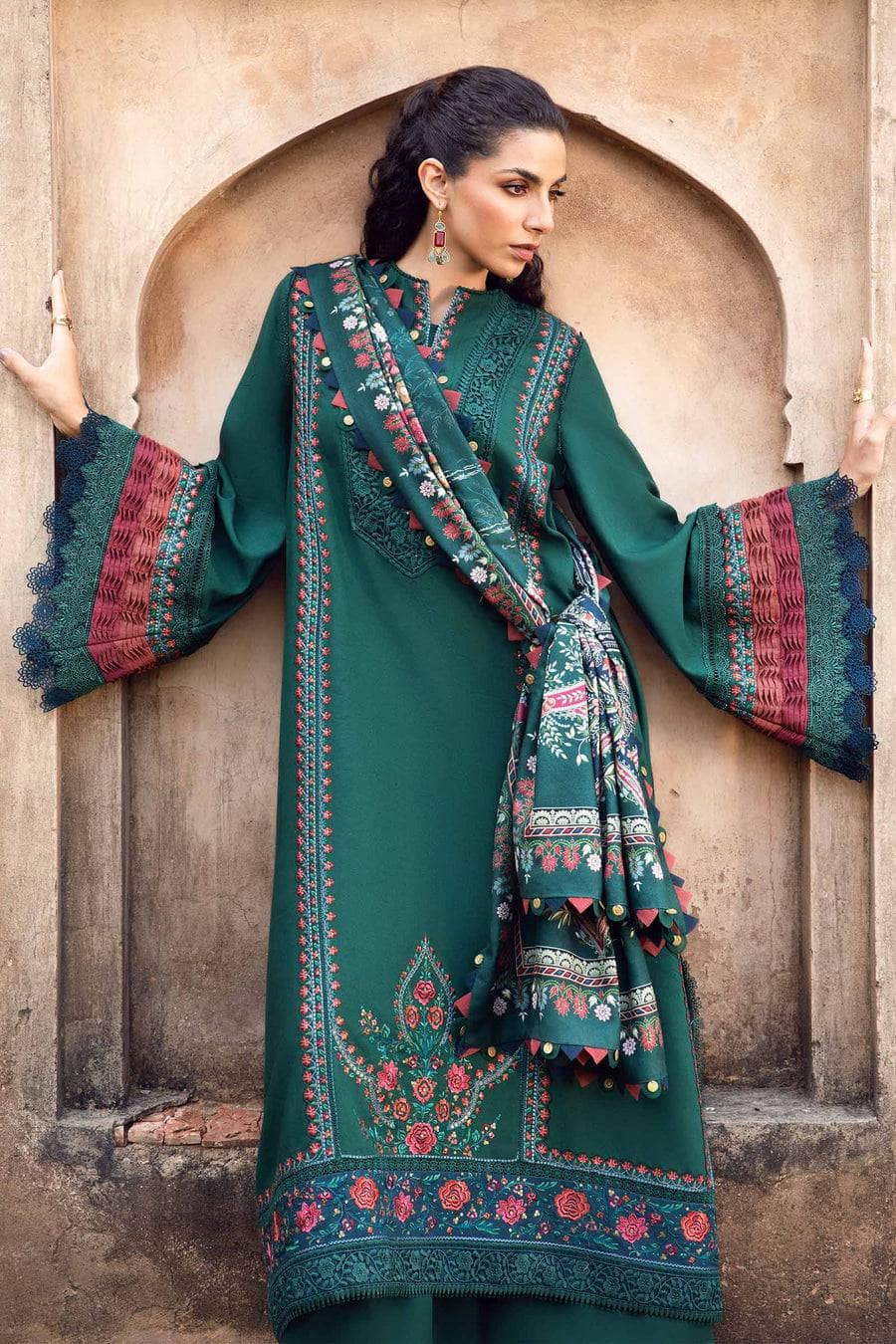 img_maria_b_m_prints_awwal_boutique