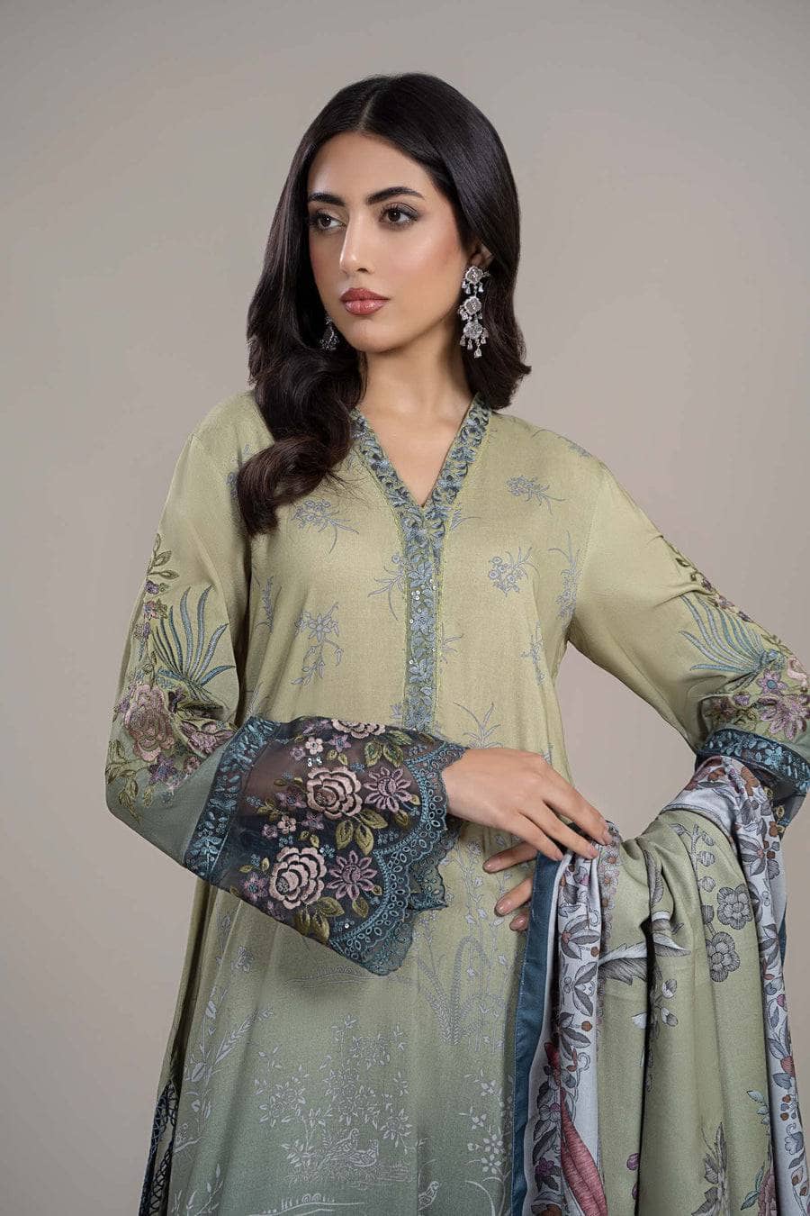 img_maria_b_m_prints_vol2_23_awwal_boutique