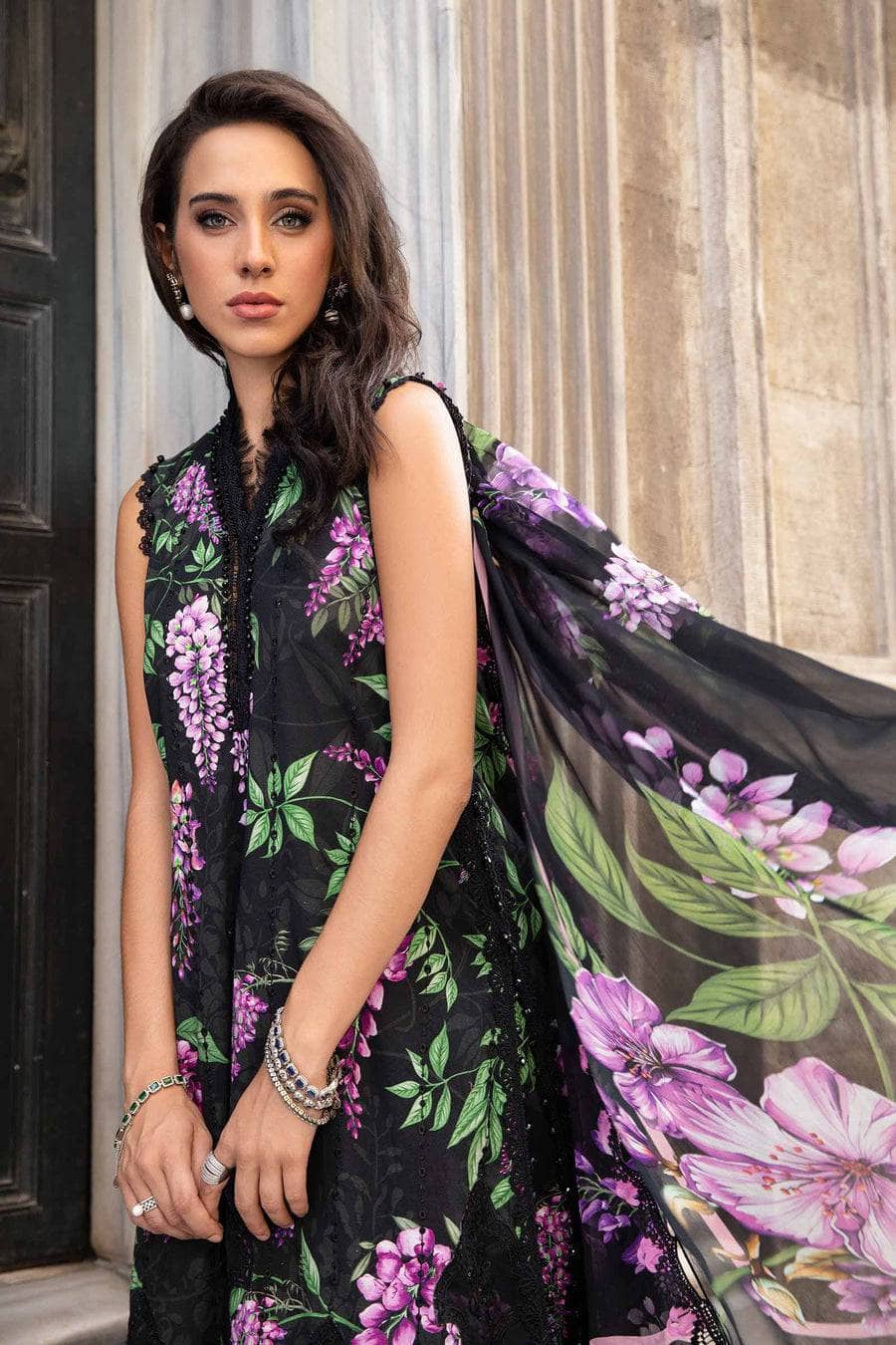 img_maria_b_m_prints_24_awwal_boutique
