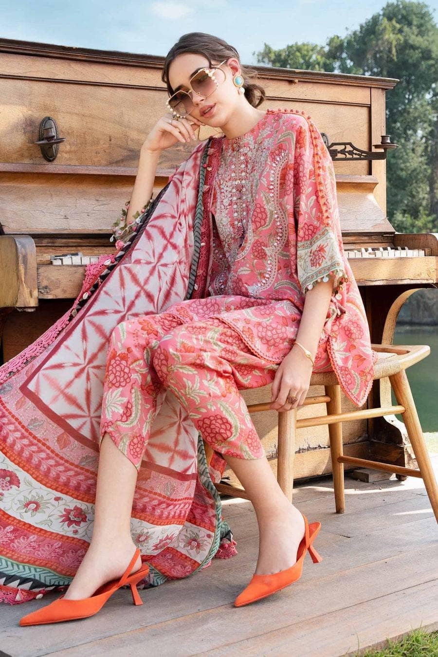 img_maria_b_m_prints_awwal_boutique