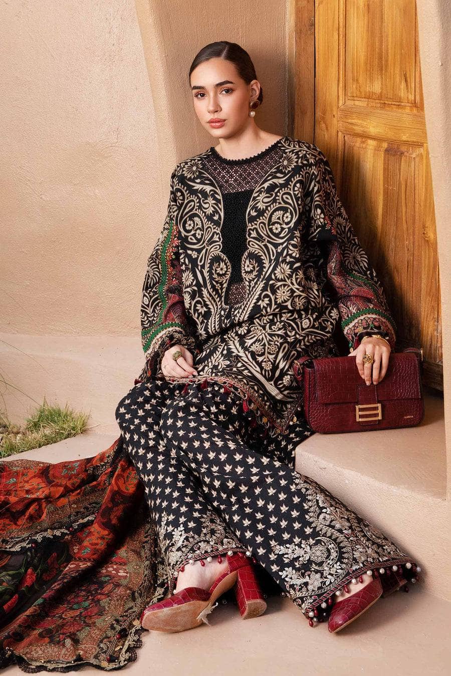 img_maria_b_m_prints_awwal_boutique