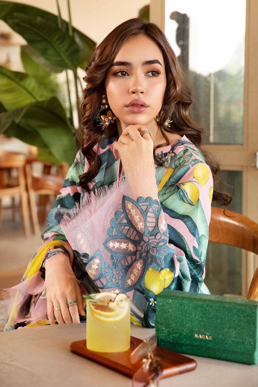 img_maria_b_m_prints_awwal_boutique