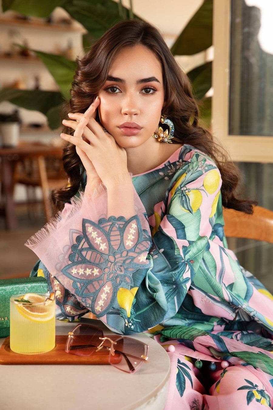 img_maria_b_m_prints_awwal_boutique