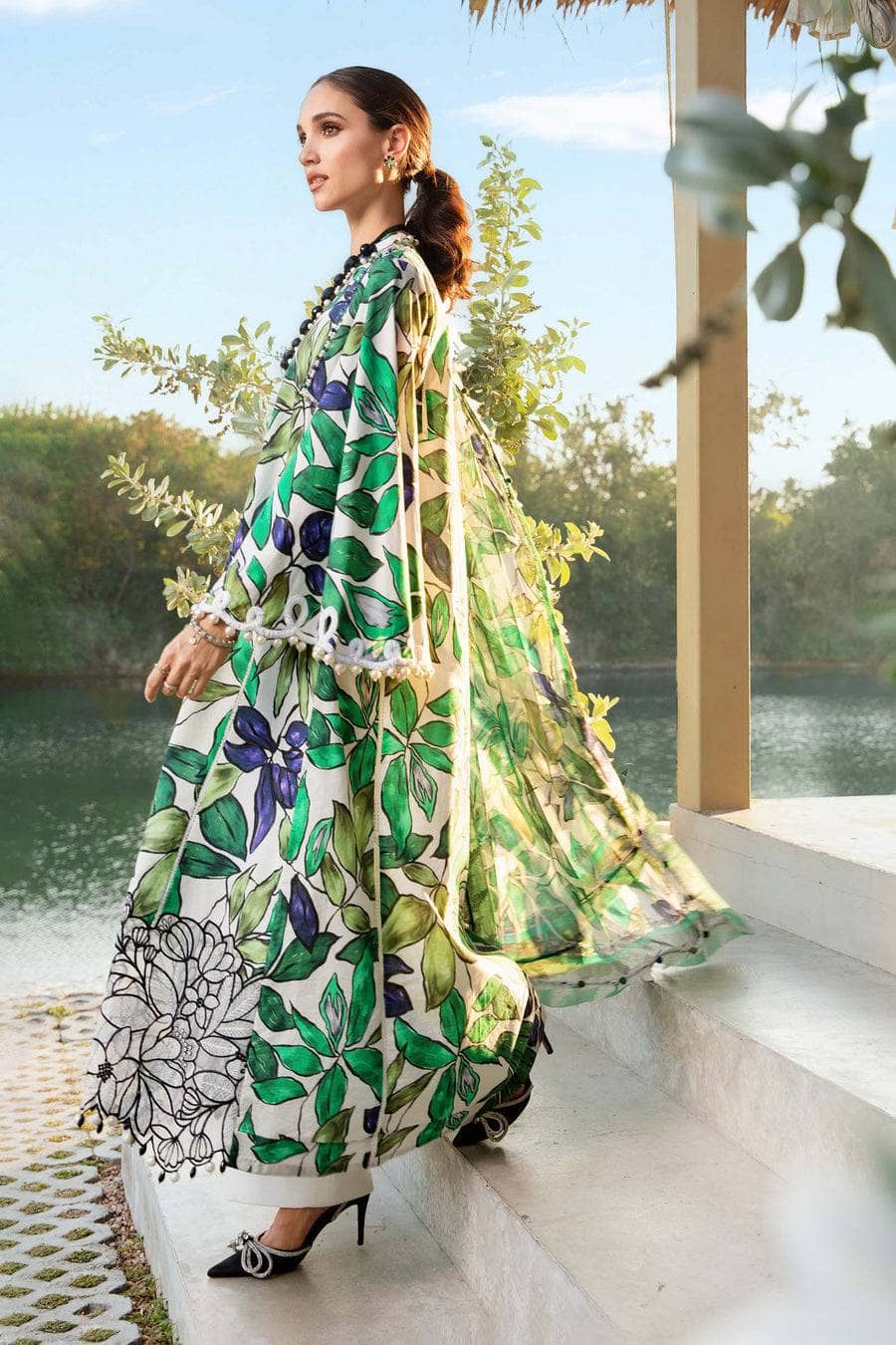 img_maria_b_m_prints_awwal_boutique