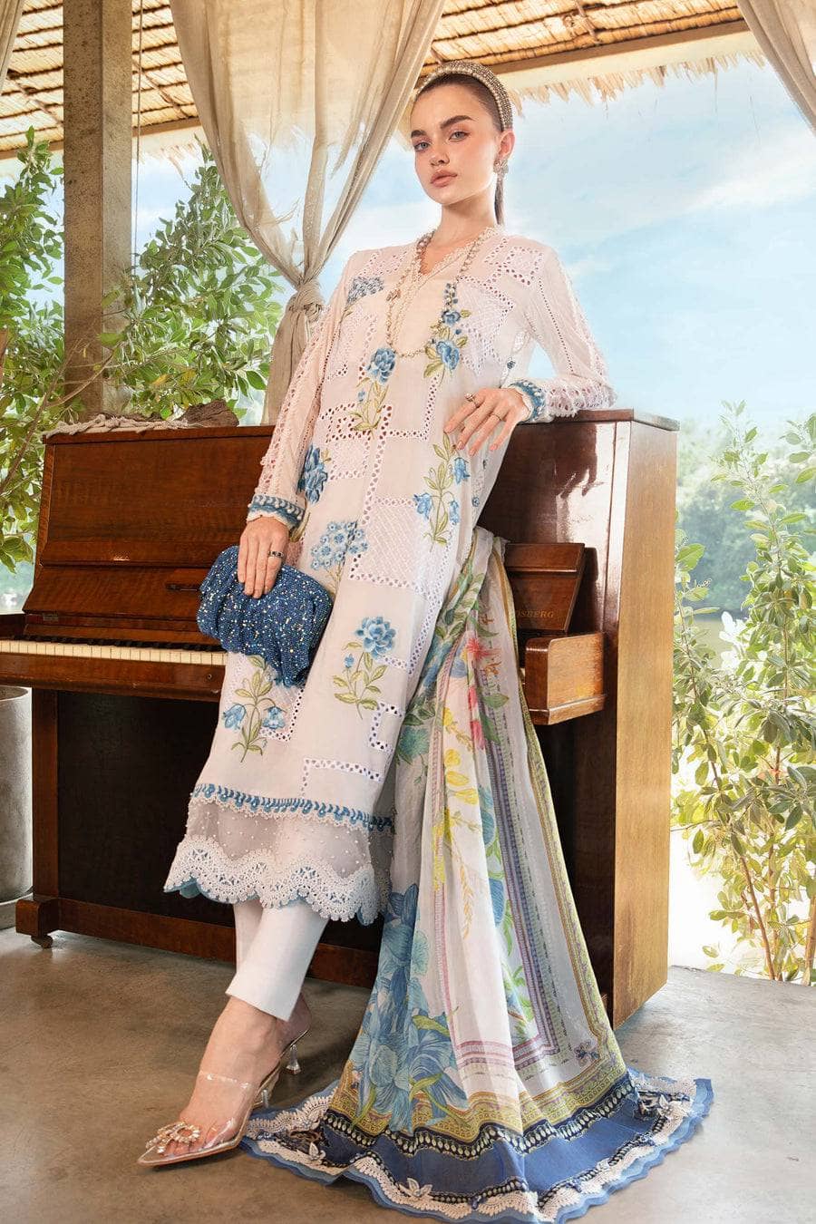 img_maria_b_m_prints_awwal_boutique