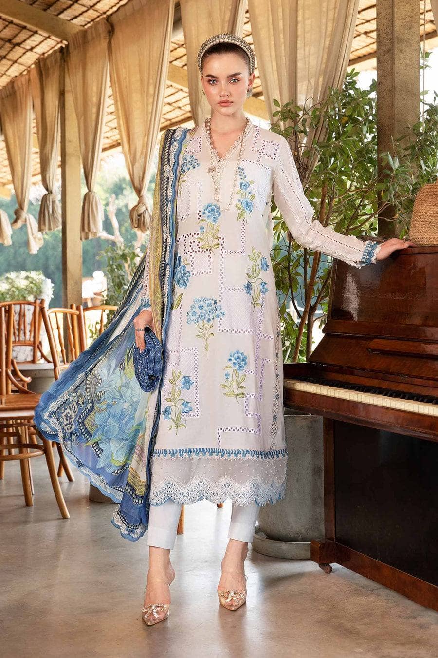 img_maria_b_m_prints_awwal_boutique