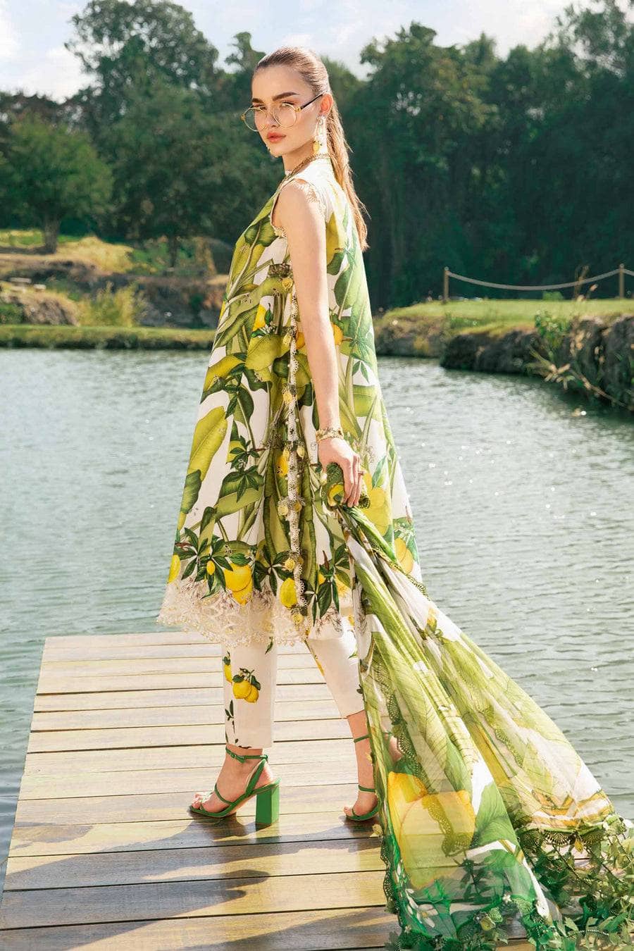 img_maria_b_m_prints_awwal_boutique