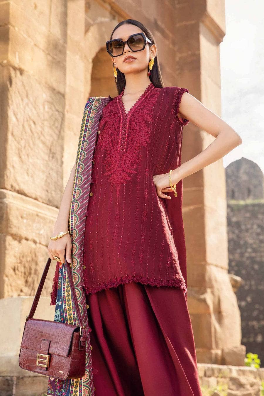 img_maria_b_m_prints_awwal_boutique