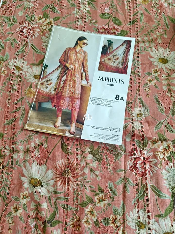 img_maria_b_m_prints_awwal_boutique