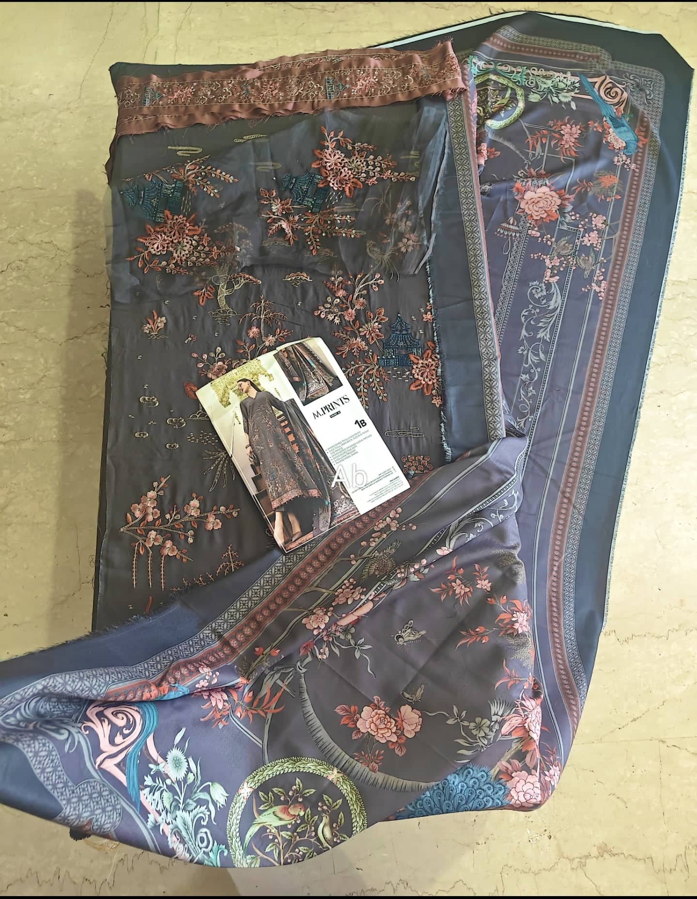 Maria B M Prints open pics Open Pic/Maria B M Prints 25/Vol 2/1B/Winter Edit/Grey/Twill Linen/Wool Shawl