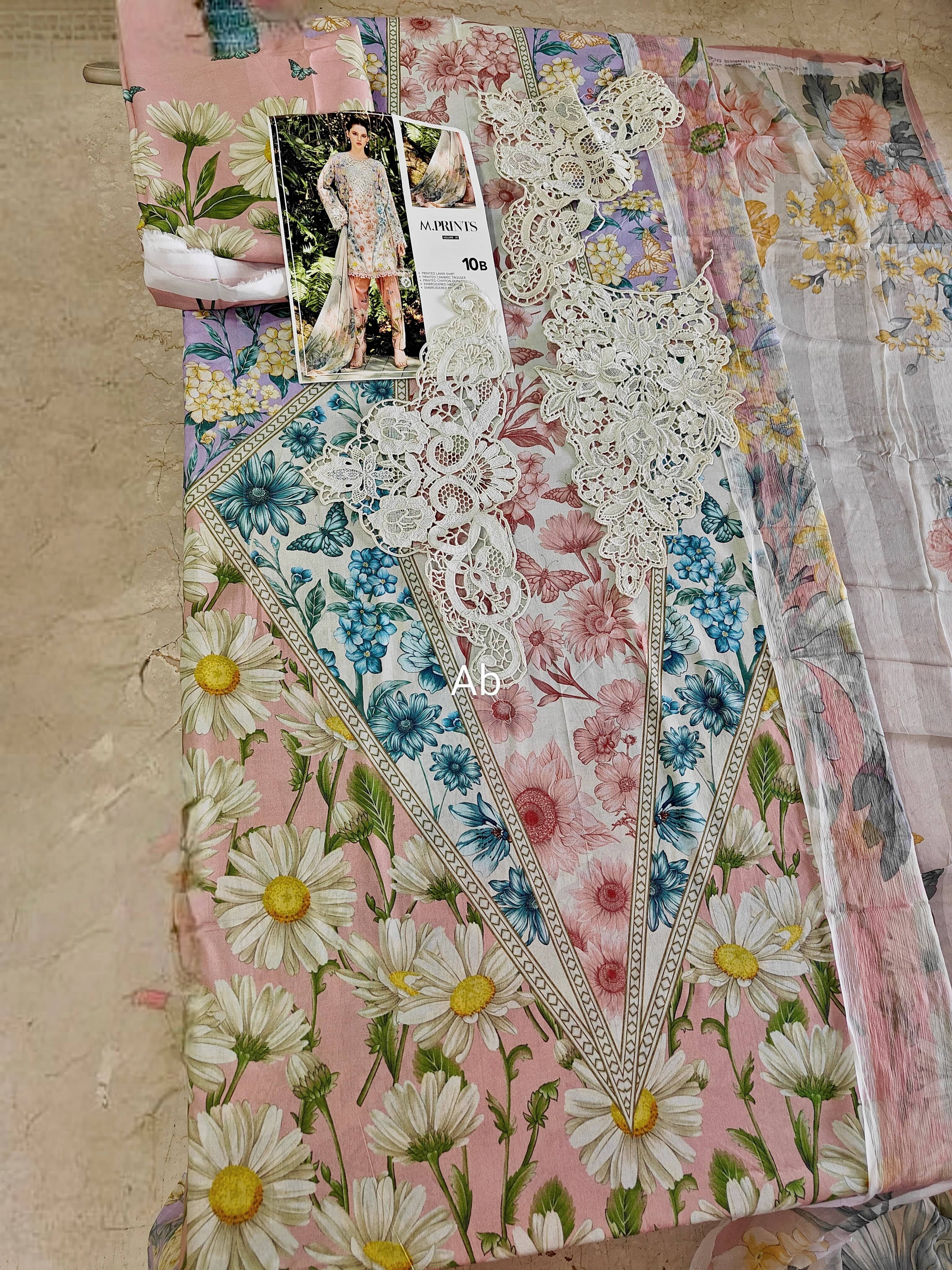 img_maria_b_m_print_awwal_boutique