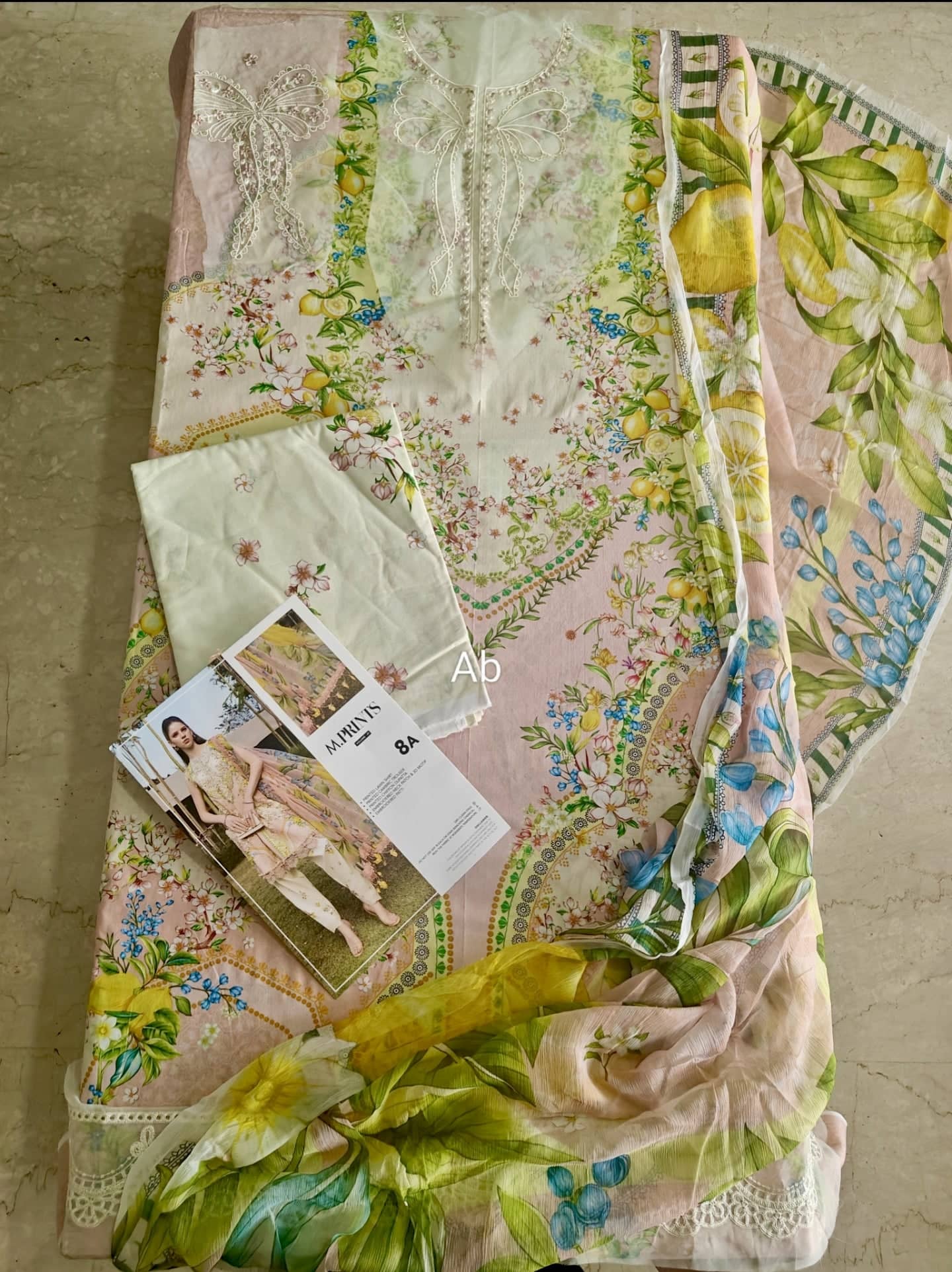 Open Pic/Maria B M Prints 26/Safari Scape/9 A/Lemon Yellow/Chiffon Dupatta